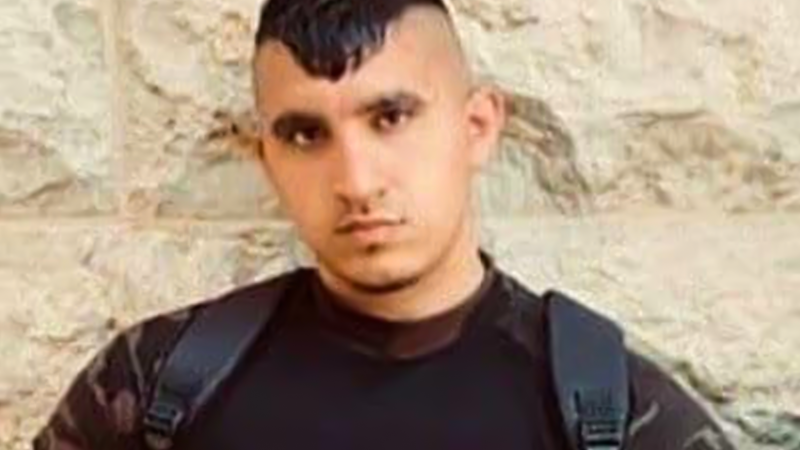 الشهيد عامر حسام بدر منفذ عملية الطعن في البلدة القديمة بالقدس المحتلة الشهيد عامر حسام بدر منفذ عملية الطعن في البلدة القديمة بالقدس المحتلة
