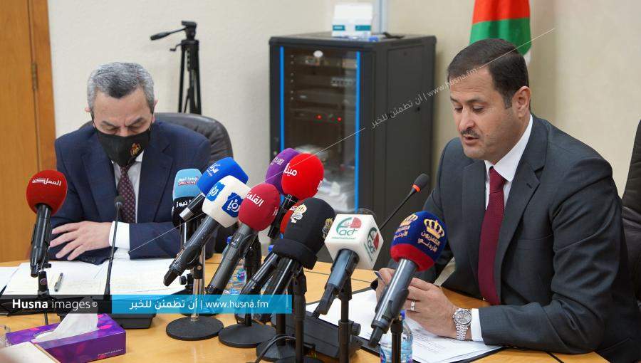 اجتماع لجنة التعليم النيابية مع وزير التعليم العالي محمد أبو قديس اجتماع لجنة التعليم النيابية مع وزير التعليم العالي محمد أبو قديس