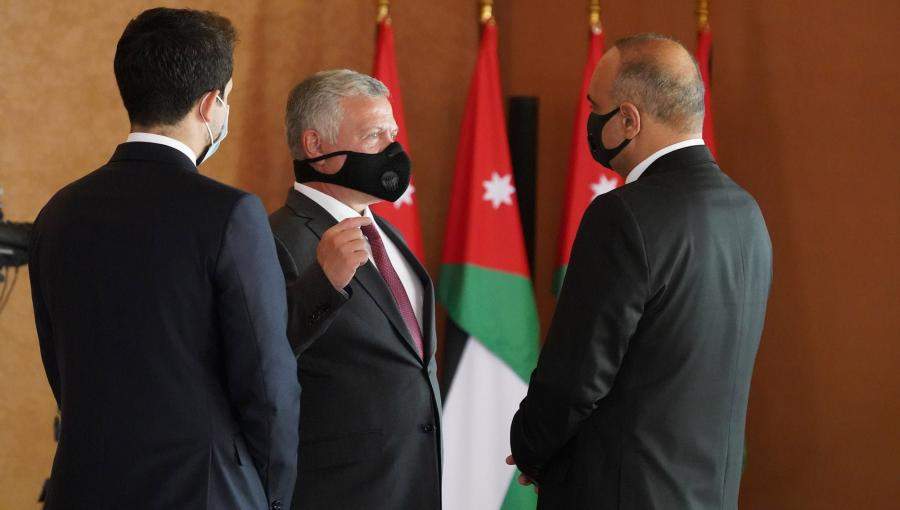 رئيس الوزراء بشر الخصاونة رئيس الوزراء بشر الخصاونة
