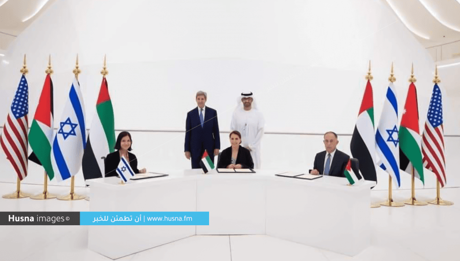 توقيع إعلان نوايا عام بين الأردن والإمارات ودولة الاحتلال في دبي 2021 توقيع إعلان نوايا عام بين الأردن والإمارات ودولة الاحتلال في دبي 2021
