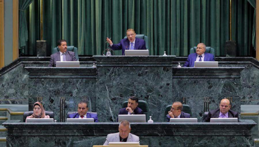 من جلسة مجلس النواب أثناء نقاش مشروع القانون المعدل لقانون ضريبة المبيعات 3 آب 2022 من جلسة مجلس النواب أثناء نقاش مشروع القانون المعدل لقانون ضريبة المبيعات 3 آب 2022