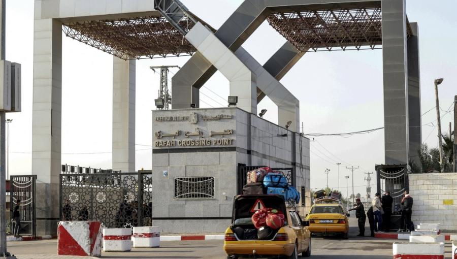 معبر رفح الفاصل بين مصر وغزة معبر رفح الفاصل بين مصر وغزة