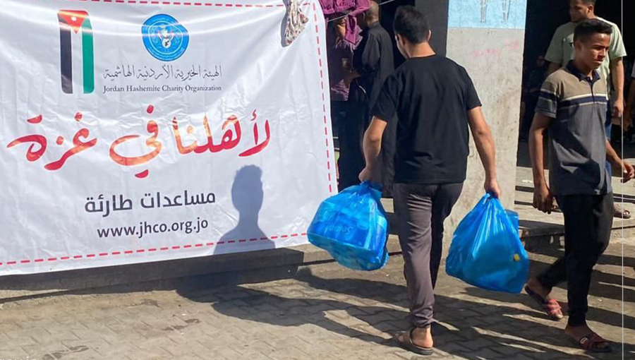 مساعدات الهيئة الخيرية الهاشمية للنازحين في غزة مساعدات الهيئة الخيرية الهاشمية للنازحين في غزة