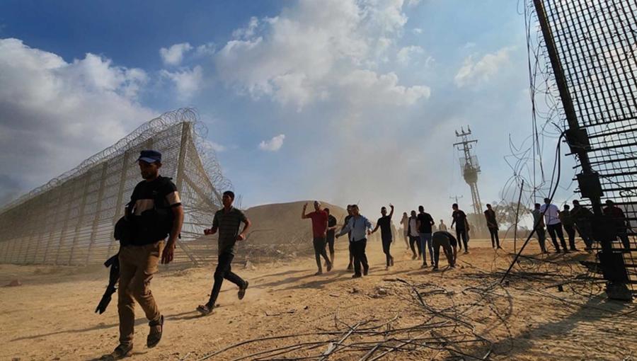من العملية العسكرية الفلسطينية في الأراضي المحتلة «طوفان الأقصى» من العملية العسكرية الفلسطينية في الأراضي المحتلة «طوفان الأقصى»