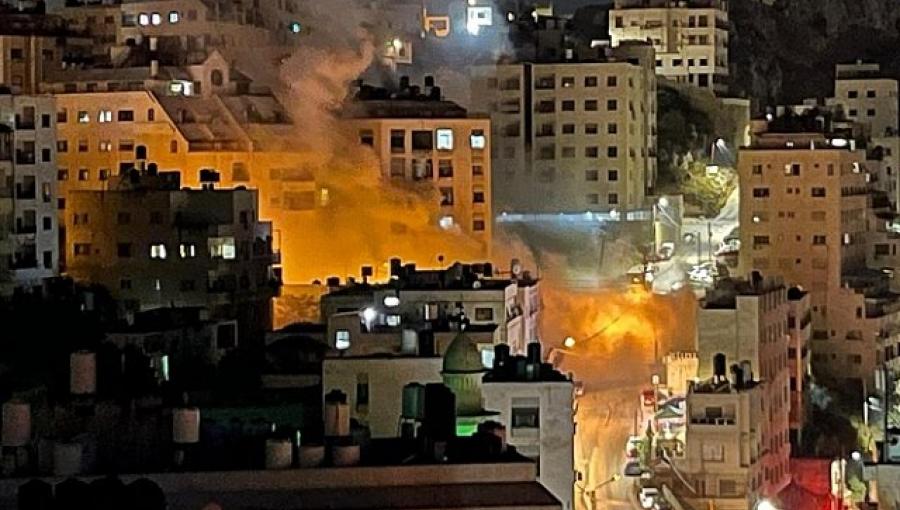 الاحتلال يفجر منزل عائلة الأسير أسامة بني فضل في نابلس 19/12/2023 الاحتلال يفجر منزل عائلة الأسير أسامة بني فضل في نابلس 19/12/2023