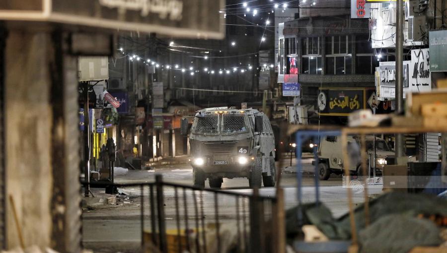 آليات الاحتلال خلال اقتحام سابق في الضفة الغربية المحتلة | المصدر: وكالة "وفا" الفلسطينية آليات الاحتلال خلال اقتحام سابق في الضفة الغربية المحتلة | المصدر: وكالة "وفا" الفلسطينية