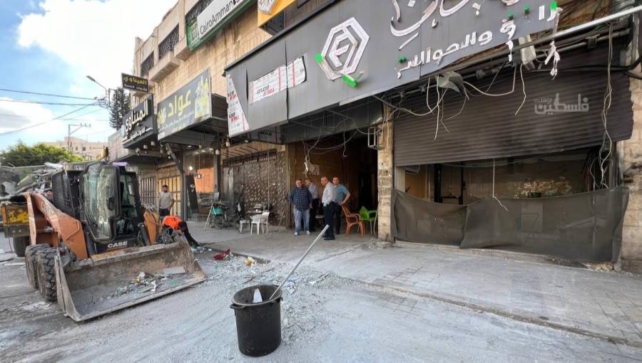 تفجير محل صرافة في طولكرم الدمار الذي خلفه الاحتلال عقب تفجيره لمحل صرافة في طولكرم 16/5/2024 | المصدر: فلسطين بوست