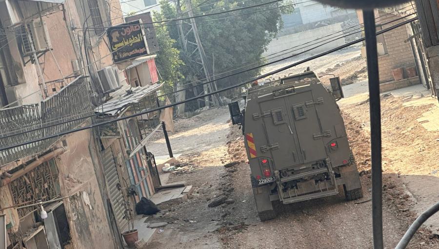 آلية لجيش الاحتلال خلال اقتحامها جنين آلية لجيش الاحتلال خلال اقتحامها جنين 13/6/2024 | المصدر: وكالة وفا الفلسطينية