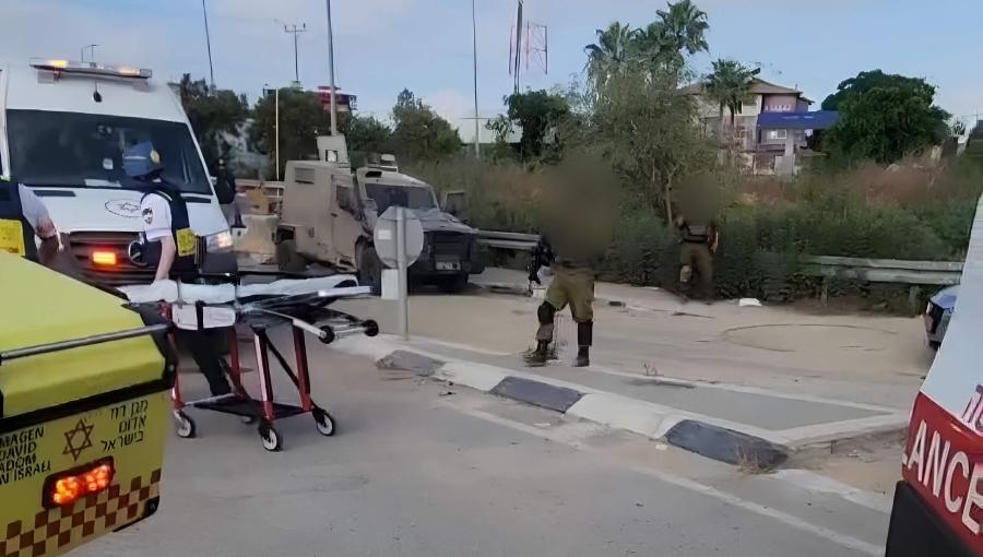 من موقع عملية إطلاق النار قرب قلقيلية والتي أصيب فيها 3 جنود من جيش الاحتلال من موقع عملية إطلاق النار قرب قلقيلية والتي أصيب فيها 3 جنود من جيش الاحتلال 25/7/2024 | المصدر: فلسطين بوست