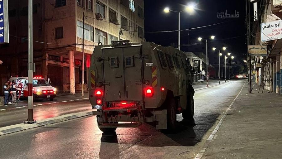 آلية لجيش الاحتلال خلال اقتحام المنطقة الشرقية بنابلس 14/8/2024 | المصدر: فلسطين بوست