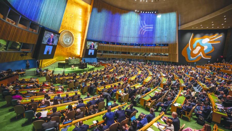 أنطونيو غوتيريش يتحدث في قمة المستقبل الأمين العام للأمم المتحدة أنطونيو غوتيريش يتحدث في قمة المستقبل قبل بدء المناقشات الجمعية العامة للأمم المتحدة | المصدر: وكالة الأنباء الألمانية