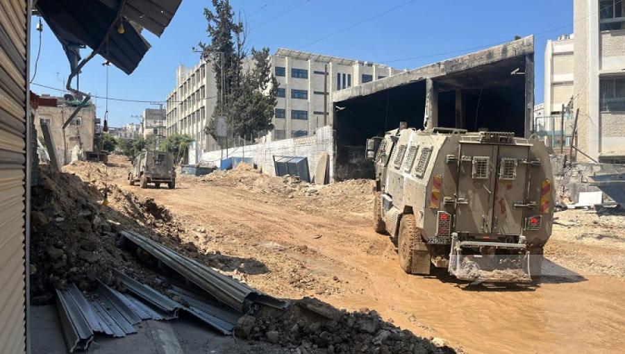 آليات الاحتلال تدمر البينة التحتية خلال اقتحام سابق لمخيم نور شمس | المصدر: وكالة وفا الفلسطينية آليات الاحتلال تدمر البينة التحتية خلال اقتحام سابق لمخيم نور شمس | المصدر: وكالة وفا الفلسطينية