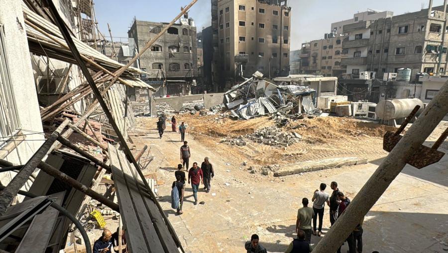 مبان دمرها قصف الاحتلال على بيت لاهيا مبان دمرها قصف الاحتلال على بيت لاهيا | المصدر: وكالة الأنباء الفرنسية
