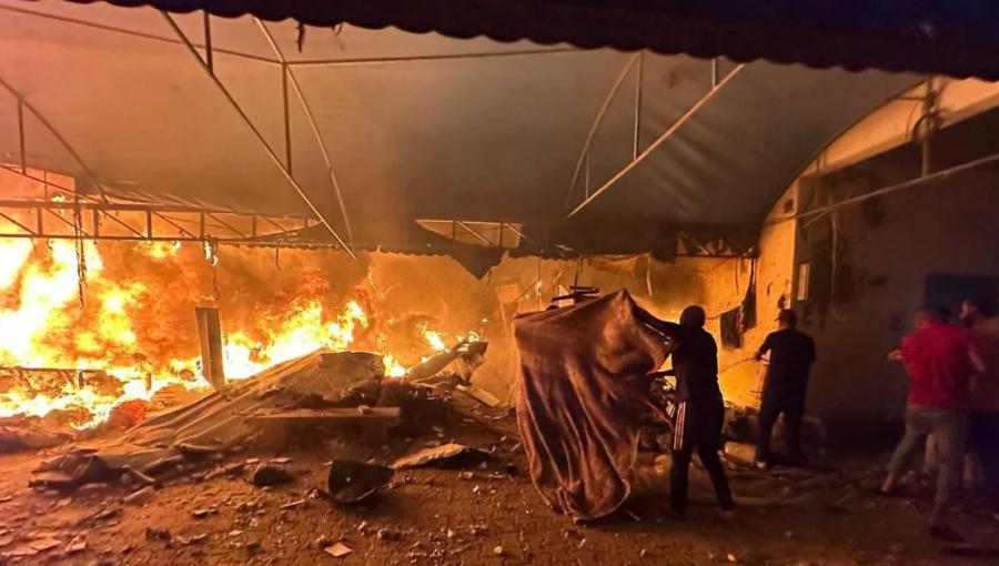 محرقة خيام النازحين في دير البلح محرقة خيام النازحين في دير البلح 14/10/2024