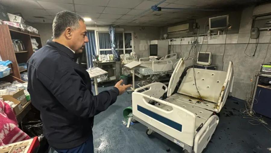 د.حسام أبو صفية مدير مستشفى كمال عدوان د. حسام أبو صفية، مدير مستشفى كمال عدوان، يوضح حجم الدمار داخل المستشفى 17/12/2024 | المصدر: رويترز