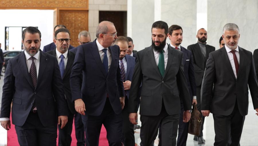 أيمن الصفدي مع أحمد الشرع أيمن الصفدي مع أحمد الشرع