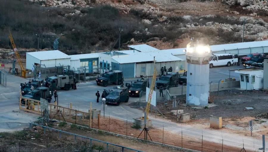 سجن عوفر العسكري الإسرائيلي قرب رام الله | رويترز