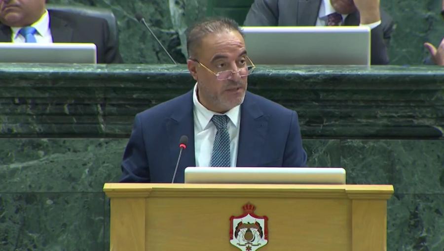 وزير المالية عبد الحكيم الشبلي خال إلقائه خطاب الموازنة العامة أمام مجلس النواب 11/11/2025