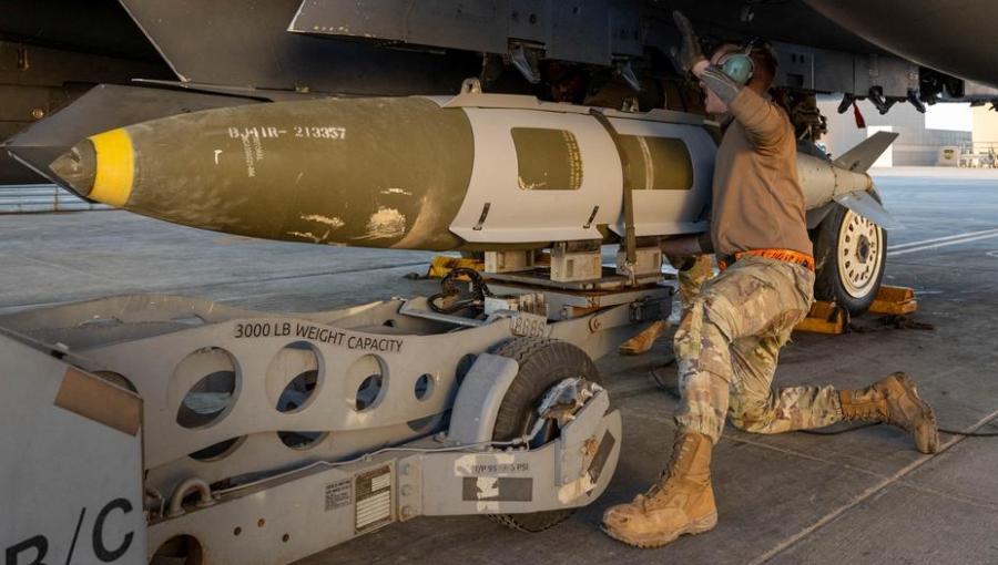 من تجهيزات القوات الأميركية للضربات ضد داعش في سوريا 19/12/2025 | المصدر: رويترز