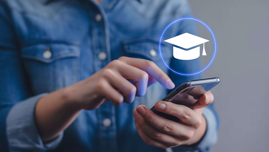 صورة مولدة بالذكاء الاصطناعي لشخص يحمل بيده هاتفا محمولا | freepik