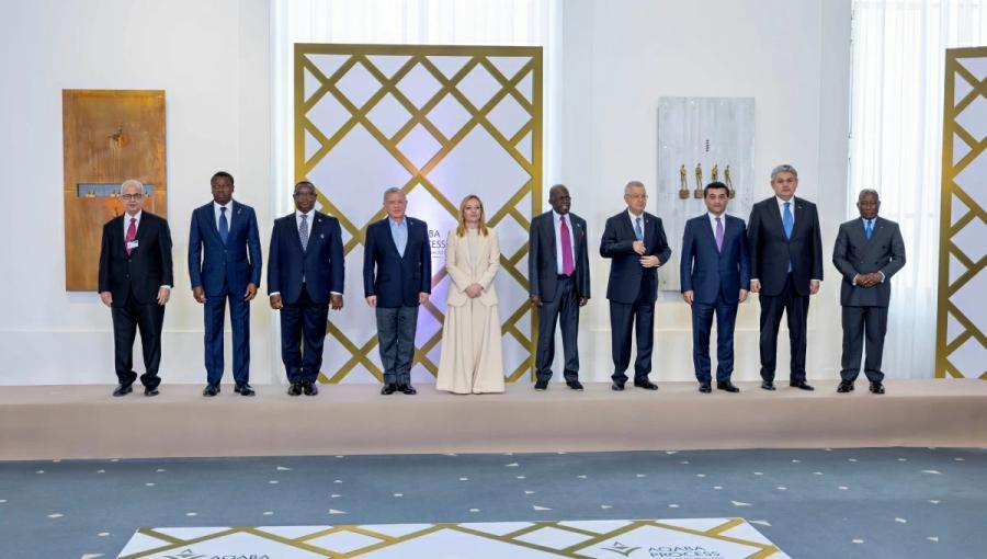 من إحدى جولات اجتماعات مبادرة العقبة وترأسها الملك عبدالله الثاني ورئيسة وزراء إيطاليا جورجيا ميلوني، روما 15/10/2025 | بترا