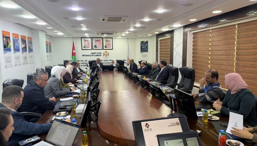 من إطلاق مشروع التحول الرقمي في وزارة العمل 22/2/2026 | وزارة العمل
