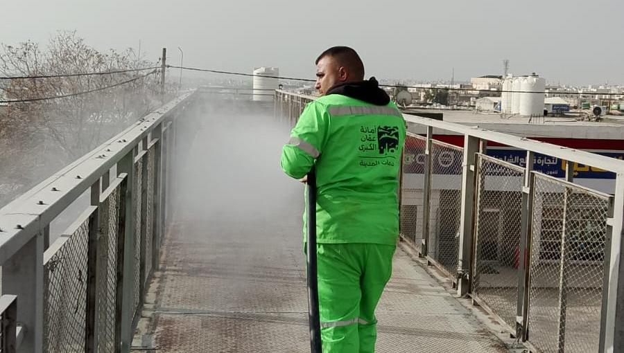 أحد كوادر أمانة عمان خلال حملة عمان حلوة للحفاظ على النظافة | أمانة عمان