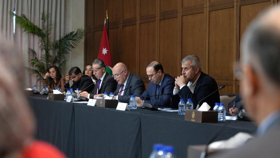 جانب من اللقاء  الذي عقد في رئاسة الوزراء حول إجراءات الحكومة للتعامل مع تداعيات الأوضاع الإقليمية 25/3/2026 | رئاسة الوزراء