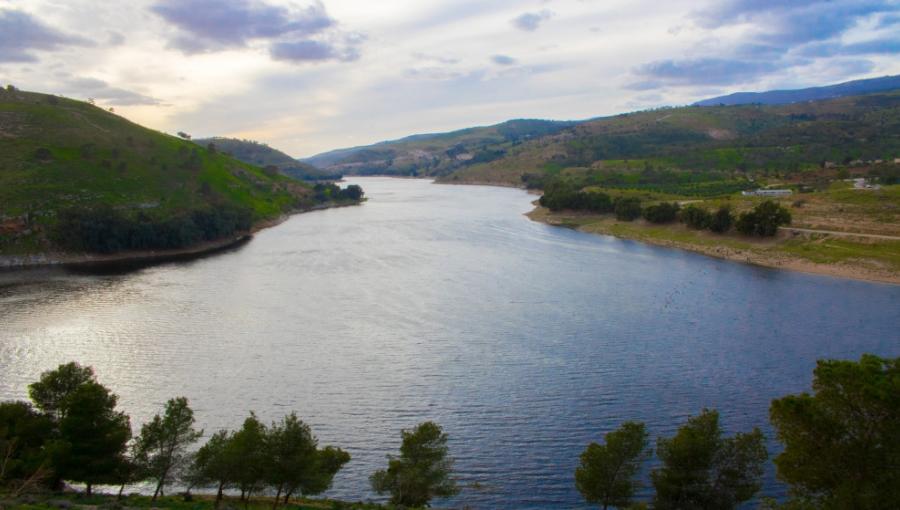 سد الملك طلال في شمال الأردن