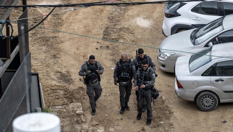 عناصر من شرطة الاحتلال خلال أحد الاقتحامات في القدس المحتلة | الأناضول