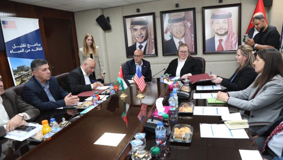 جانب من توقيع اتفاقية أردنية–أمريكية لتهيئة البنية التحتية لاستقبال مياه مشروع الناقل الوطني 17/5/2026 | وزارة المياه والري