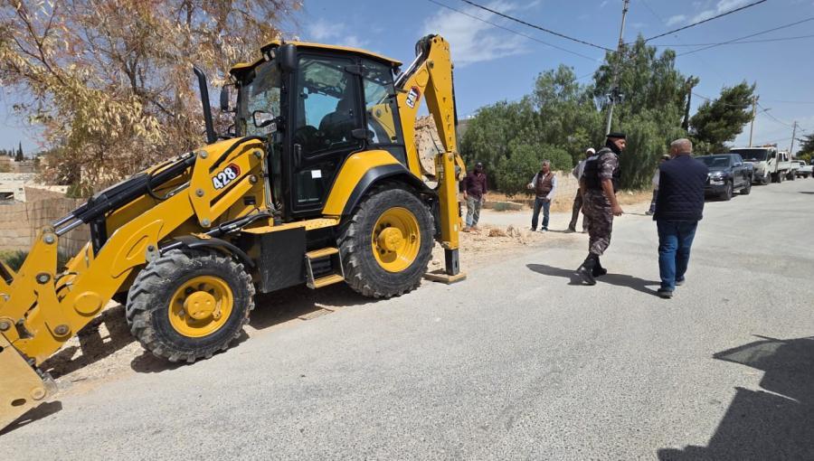 جانب من حملة ضبط اعتداءات على خطوط مياه في مناطق الموقر والشونة الجنوبية والرمثا 21/5/2026 | وزارة المياه والري