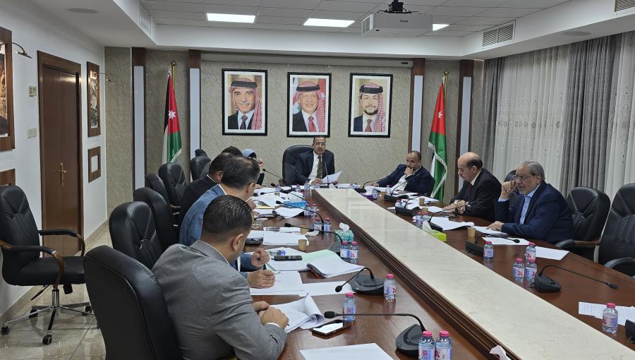 جانب  من اجتماع اللجنة الإدارية النيابية لمناقشة مشروع قانون الإدارة المحلية 29/7/2026 | حسنى