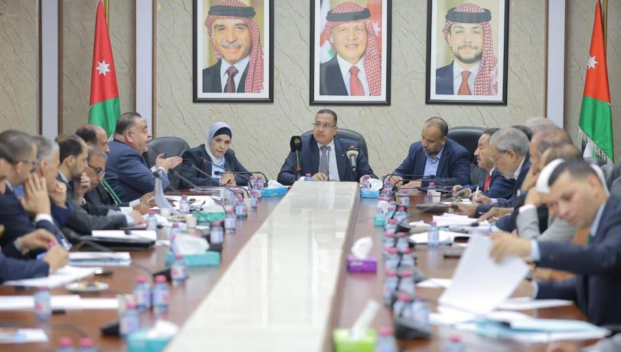 جانب من لقاء  اللجنة الإدارية النيابية مع أساتذة قانون لمناقشة مشروع قانون الإدارة المحلية 2026
