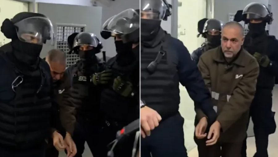 الطبيب الفلسطيني "حسام أبو صفية"، مدير مستشفى كمال عدوان في شمال قطاع غزة | الجزيرة