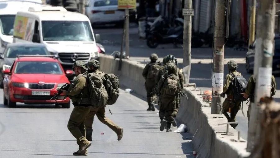 جنود الاحتلال خلال اقتحام سابق في الضفة الغربية | أرشيفية
