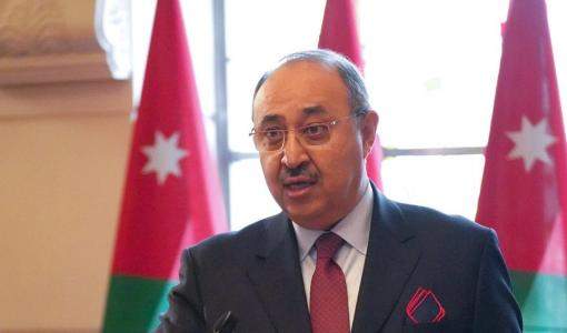 الناطق باسم الحكومة صخر دودين