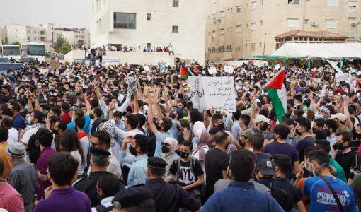 صور لحسنى من الوقفة الاحتجاجية التي تم تنفيذها أمس الأحد