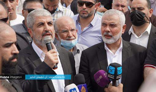 اسماعيل هنية وخالد مشعل في جنازة الناطق السابق باسم حماس ابراهيم غوشة | Husna Images