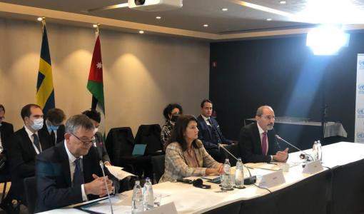 يمين الصورة وزير الخارجية أيمن الصفدي ونظيرته السويدية آن ليندي ولازاريني - ستوكهولم 16 تشرين ثاني 2021 يمين الصورة وزير الخارجية أيمن الصفدي ونظيرته السويدية آن ليندي ولازاريني - ستوكهولم 16 تشرين ثاني 2021