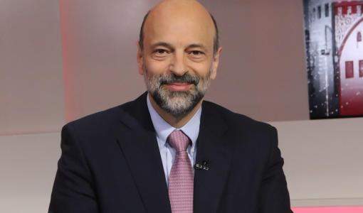 رئيس الوزراء السابق عمر الرزاز يحاضر بطلبة الجامعة الأردنية حول تجربته بإدارة الضمان الاجتماعي