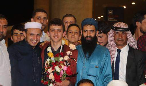 استقبال محمد العنانزة في مطار الملكة علياء- عمان