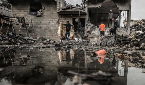 آثار القصف والدمار في غزة بسبب قصف الاحتلال الإسرائيلي | المصدر: الأناضول