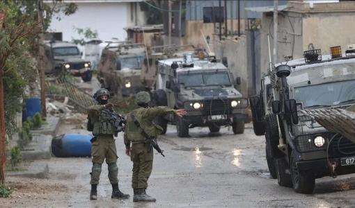 جنود وآليات الاحتلال خلال اقتحام سابق لمدينة أريحا | المصدر: الأناضول