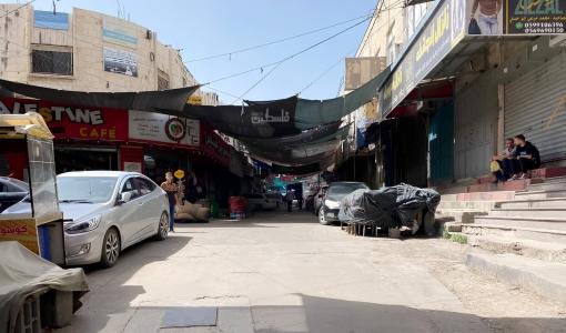 محال تجارية مغلقة في جنين خلال إضراب شامل حدادا على أرواح الشهداء وتنديدا بالمجزرة التي ارتكبها الاحتلال في رفح 27/5/2024 | المصدر: فلسطين بوست