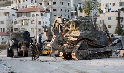 آليات جيش الاحتلال الإسرائيلي خلال اقتحامها طولكرم | أرشيفية: رويترز