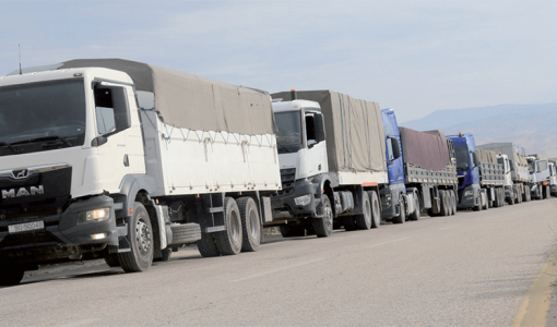 قافلة مساعدات أردنية متجهة إلى غزة | المصدر: بترا