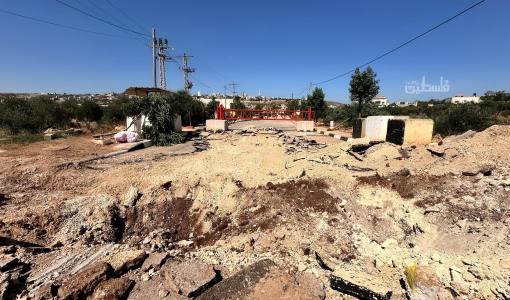 قوات الاحتلال تجرف البنية التحتية عند مدخل بلدة قصرة جنوب نابلس 1/8/2024 | المصدر: فلسطين بوست