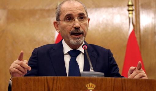 وزير الخارجية الأردني أيمن الصفدي خلال مؤتمر صحفي في عمان وزير الخارجية الأردني أيمن الصفدي خلال مؤتمر صحفي في عمان | المصدر: الوكالة الأوروبية للصور الصحفية