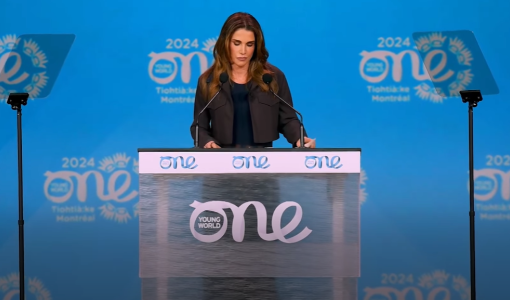 الملكة رانيا تلقي كلمة في القمة السنوية لعالم شاب واحد الملكة رانيا  تلقي كلمة في القمة السنوية لعالم شاب واحد في مدينة مونتريال الكندية 21/9/2024 | المصدر: موقع الملكة رانيا العبدالله